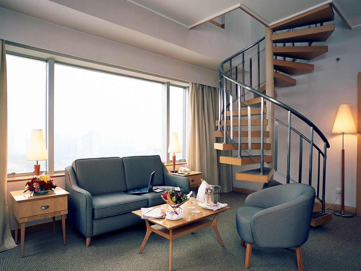 Hotel Xinqiao 4*